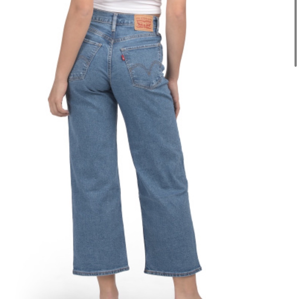 Levi’s High Rise Wide-Leg Jeans - Picture 2 of 3